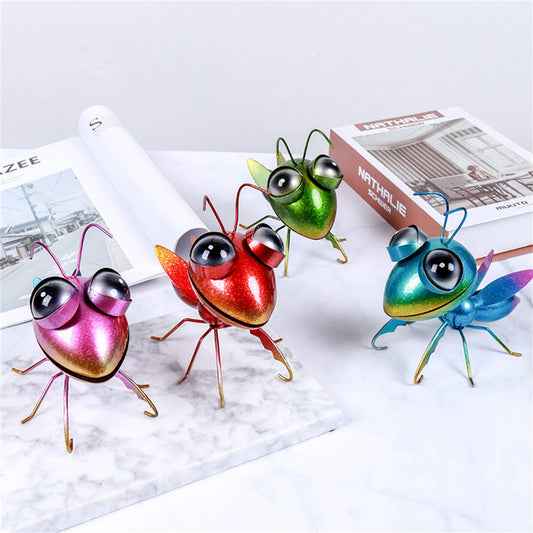 3D Sculpture Metal Mantis Garden Art Ornament