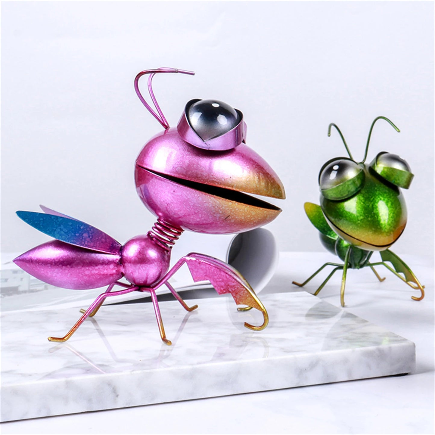 3D Sculpture Metal Mantis Garden Art Ornament